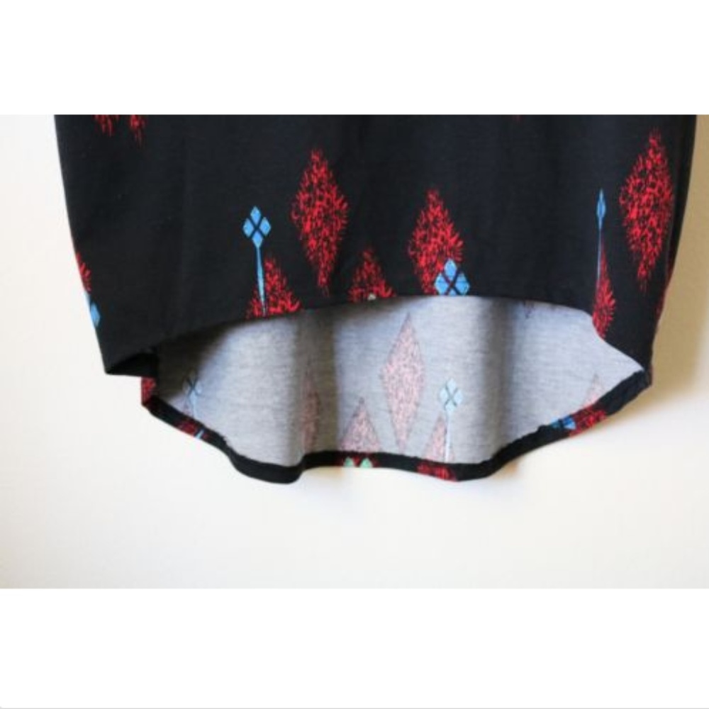 LuLaRoe Irma Tunic - Picture 3 of 4